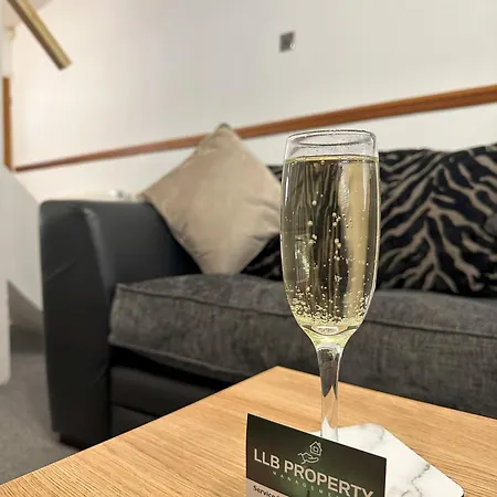 Bolton Terrace - 2 Bedrooms - Sleeps 4 Appartement